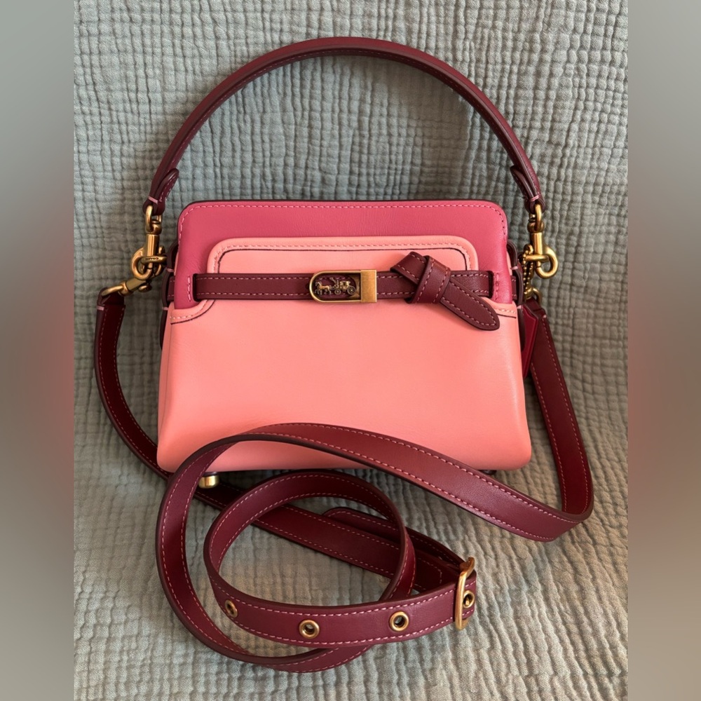 EUC Coach Tate 18 Crossbody in Colorblock